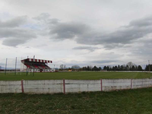 12-fotbalov-tadion